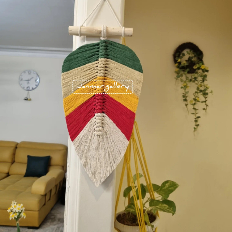 دیوارکوب برگ مکرومه