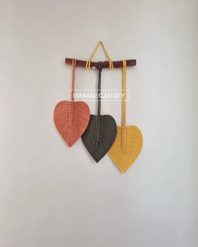 دیوارآویز پر مکرومه