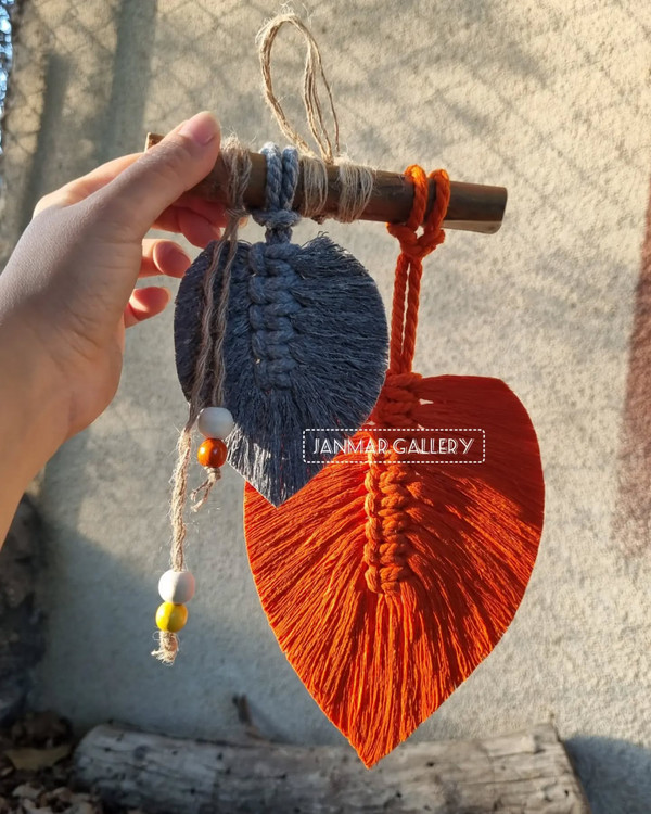 دیوار کوب برگ مکرومه