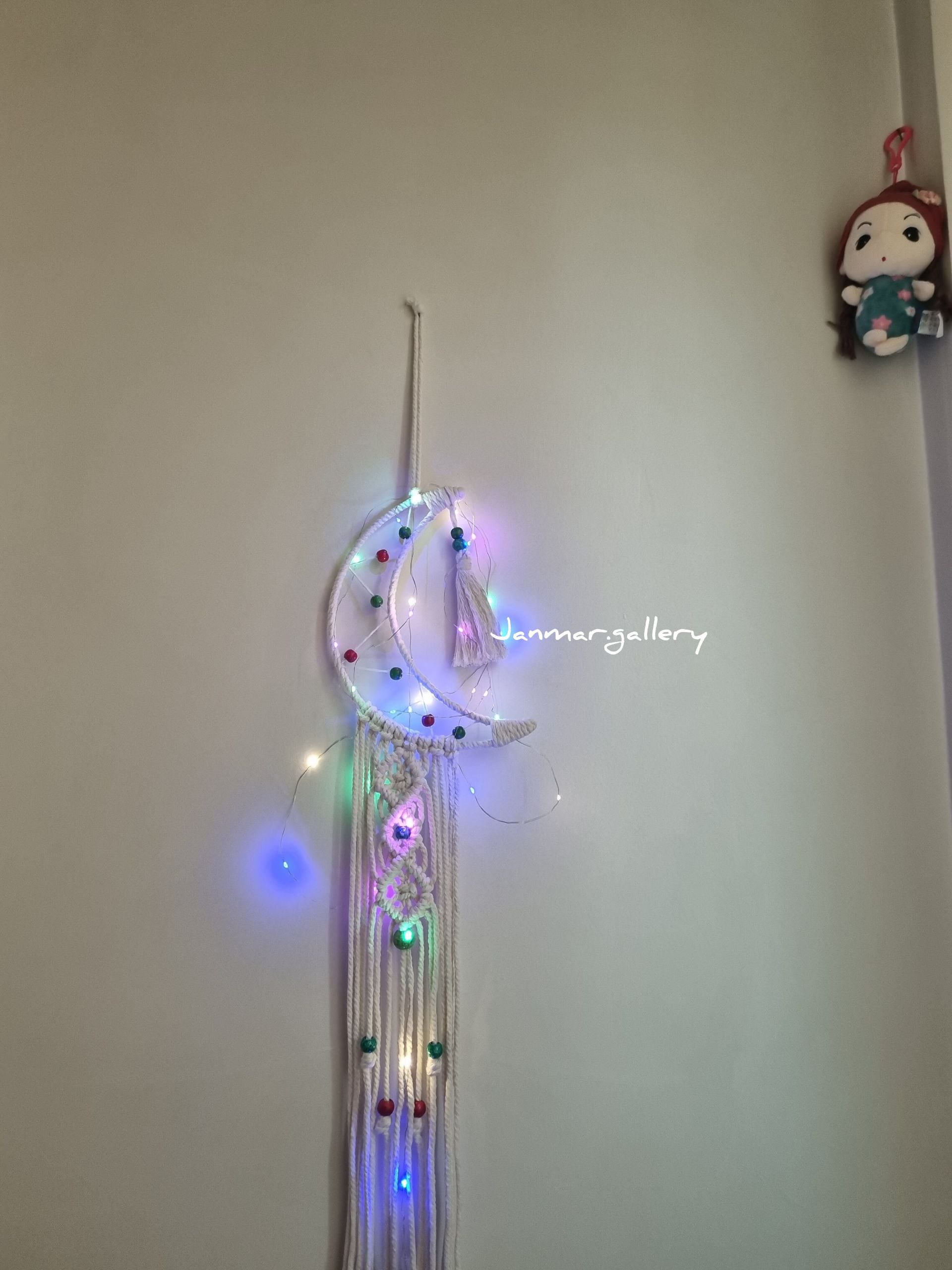 دیوارآویز مکرومه